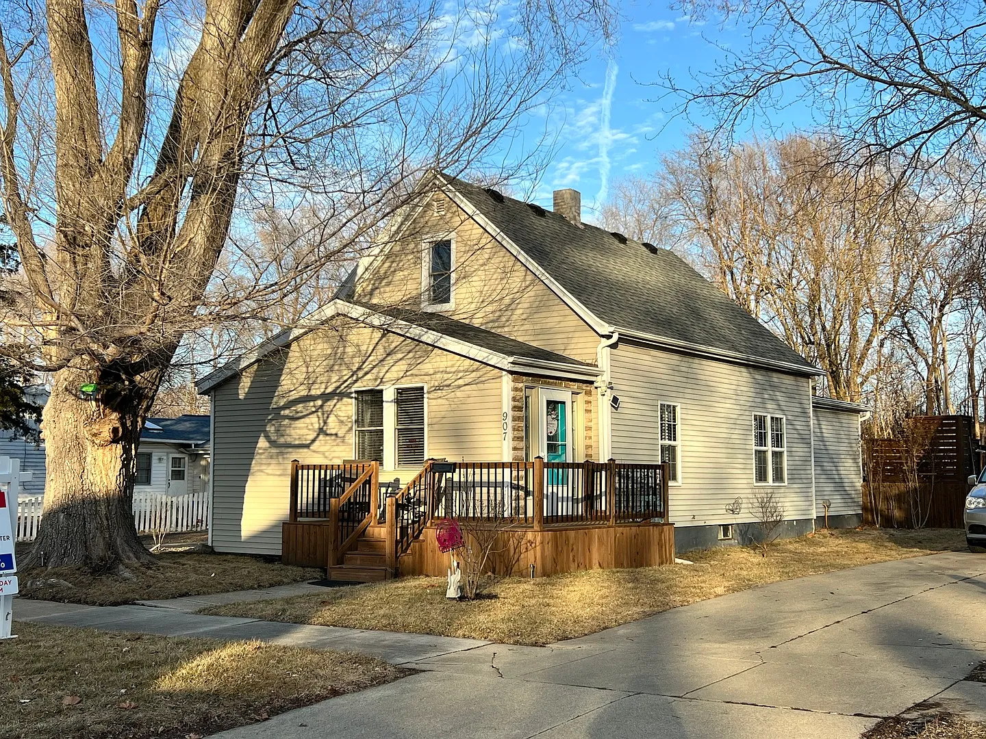907 N Morris Ave photo 1