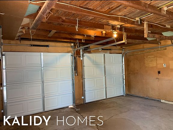 3rd image of 1141 SW 52nd St