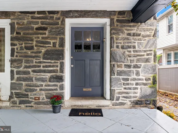 902 Wynnewood Rd, Philadelphia, PA 19151