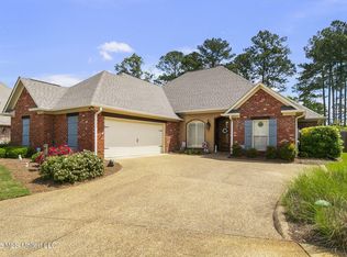 110 Willow Crest Cir, Brandon, MS 39047