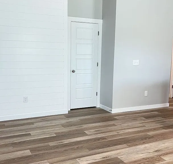 6058 N Hastings Ave — Photo 8