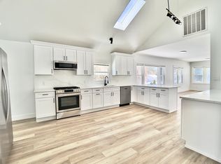 145 E Bonnie Brae Ave, Mount Prospect, IL