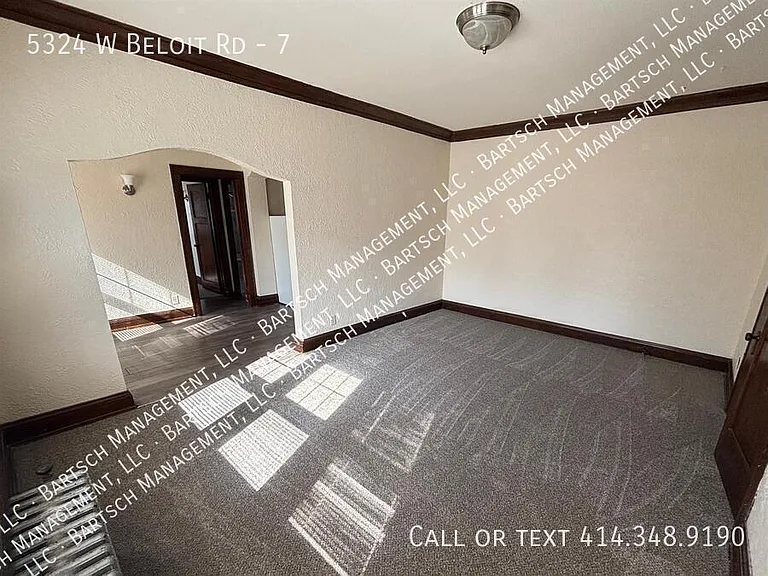5324 W Beloit Rd #7 — Photo 2