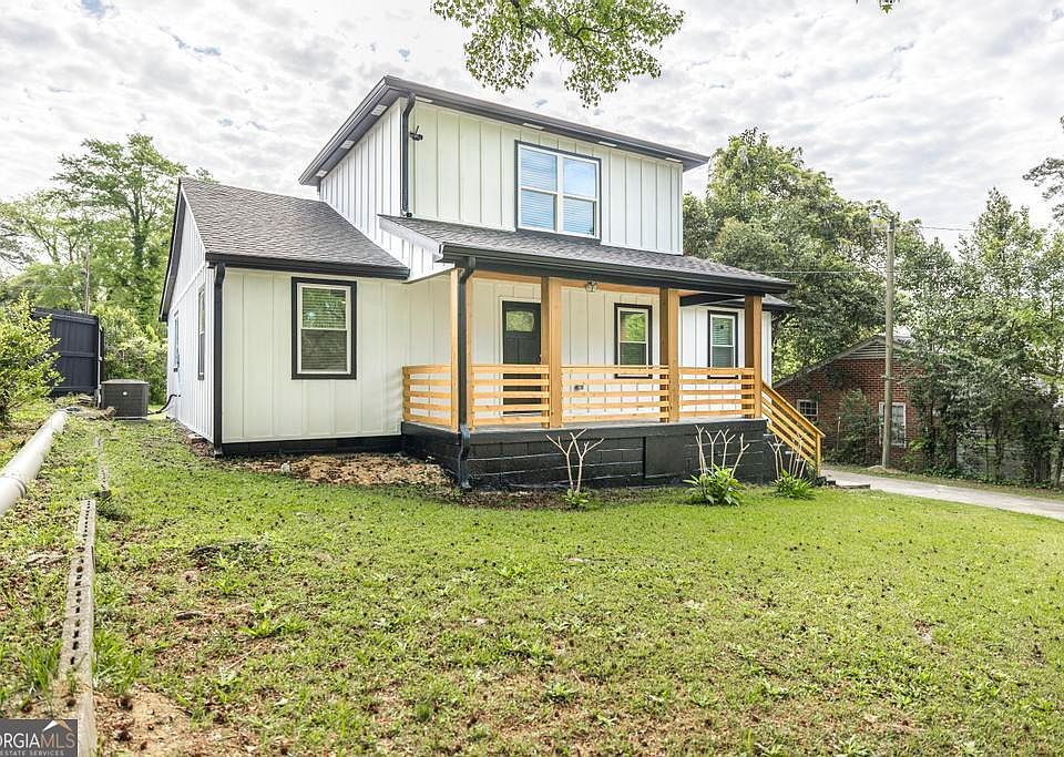 1st image of 1081 Clay Ave