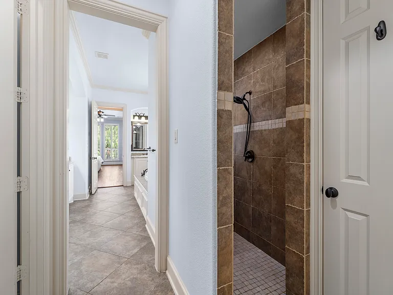 1308 Cotulla Dr — Photo 14