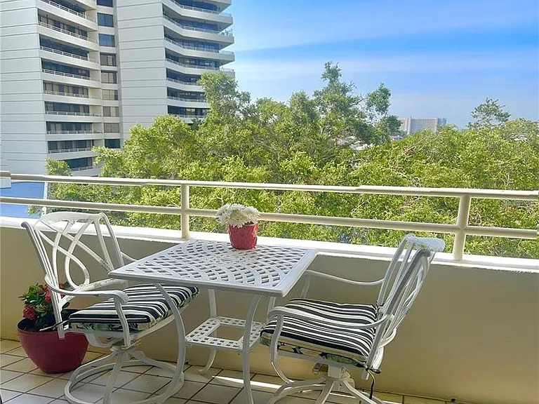 5950 Pelican Bay Plz S #505 — Photo 44