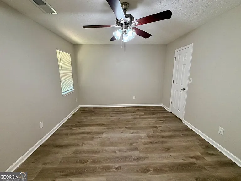 285 Lakeshore Dr — Photo 20