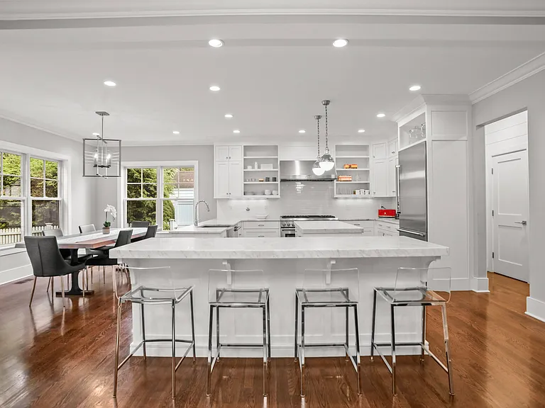 26 Long Lots Ln — Photo 8