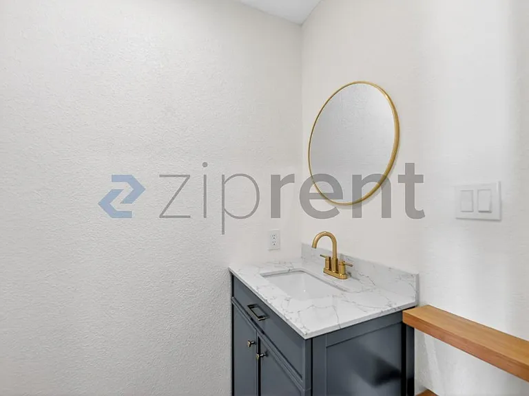 2404 State Highway 289 — Photo 18