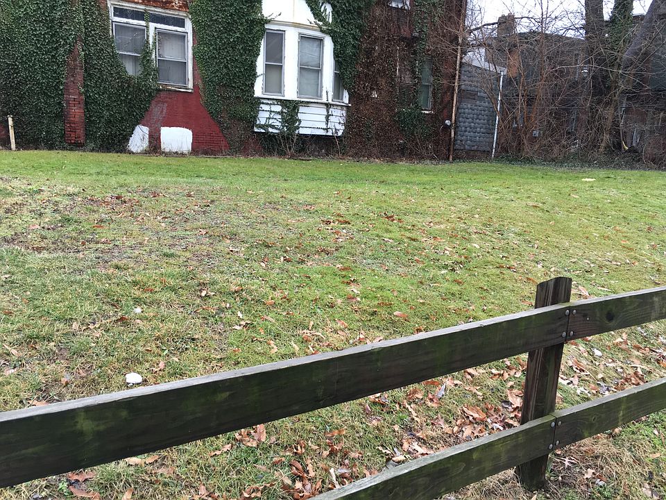 2nd image of 3518 N 23rd St