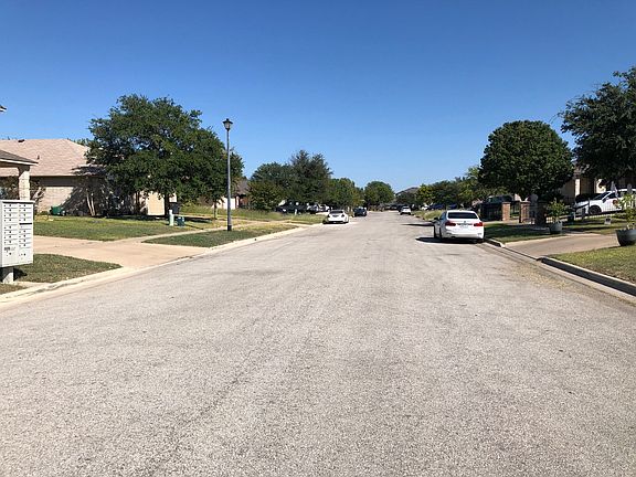 5th image of 4605 Sydney Harbour Ct