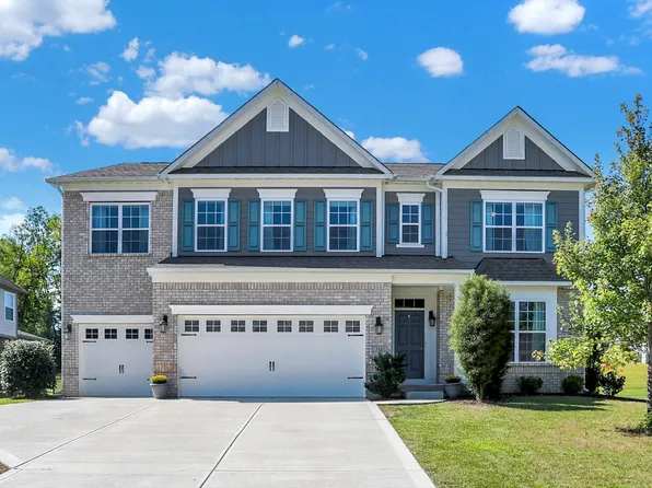 3801 Presidents Ln, Greenwood, IN 46142