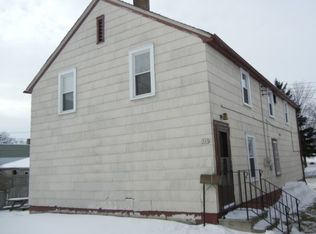 505 5th St, Algoma, WI 54201