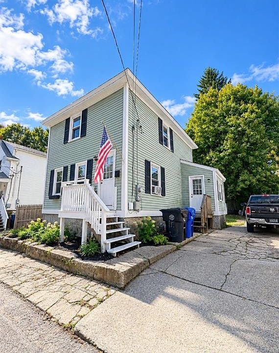 1st image of 15 Walnut St