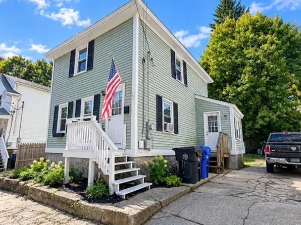 15 Walnut St, West Warwick, RI 02893