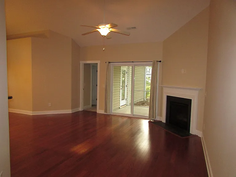 1519 Round Ridge Rd SE — Photo 11