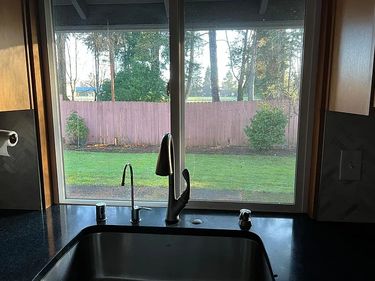 1001 SE 128th Ave — Photo 20