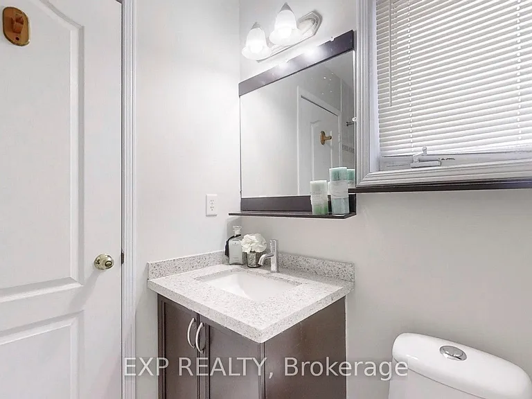 8 Hacienda Dr — Photo 21
