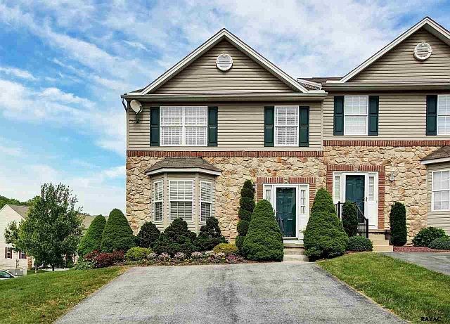 1st image of 16846 Reagan Dr