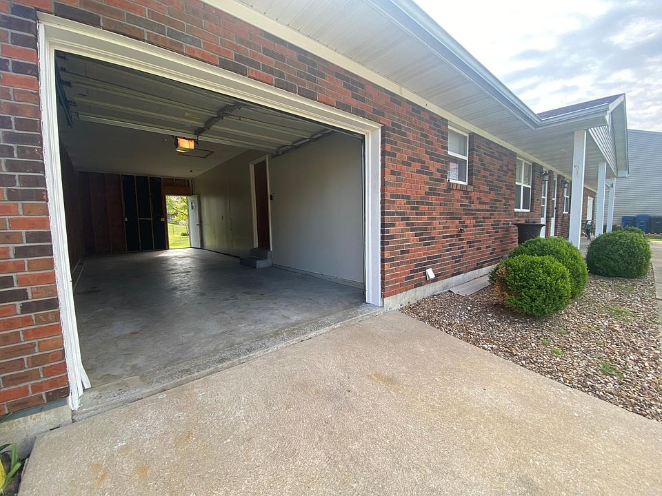 1st image of 608 Linda Ln APT B