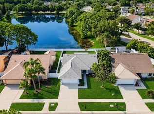 8603 Boysenberry Dr, Tampa, FL 33635