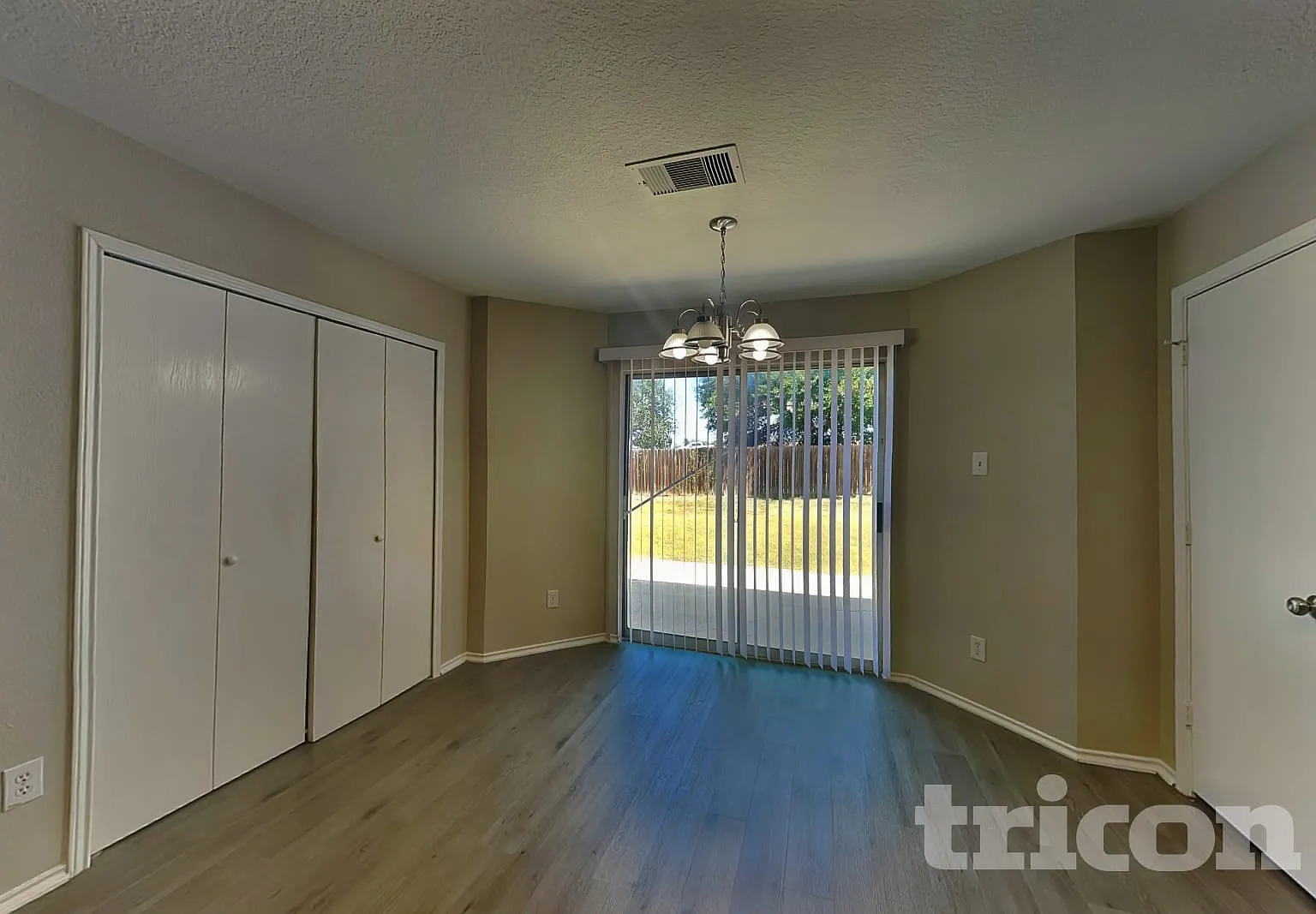 635 Cherokee Boulevard New Braunfels TX — Photo 4