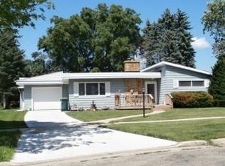 108 Sloan Cir, Beaver Dam, WI 53916