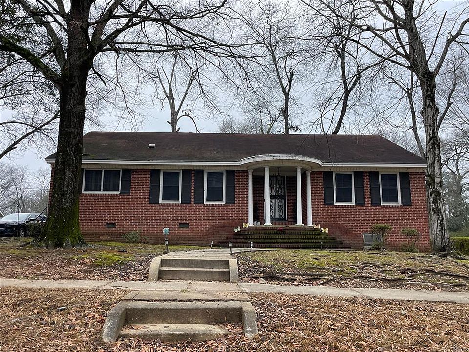 1st image of 623 S Meridian St