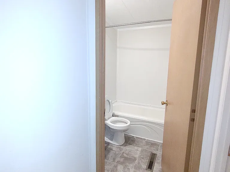 8685 Green Meadows Ln — Photo 17