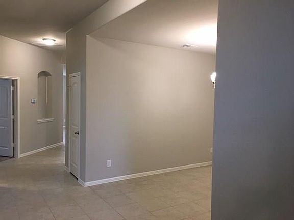 3rd image of 4132 E Bayou Maison Cir