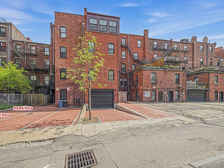 431 Marlborough St #3 — Photo 44