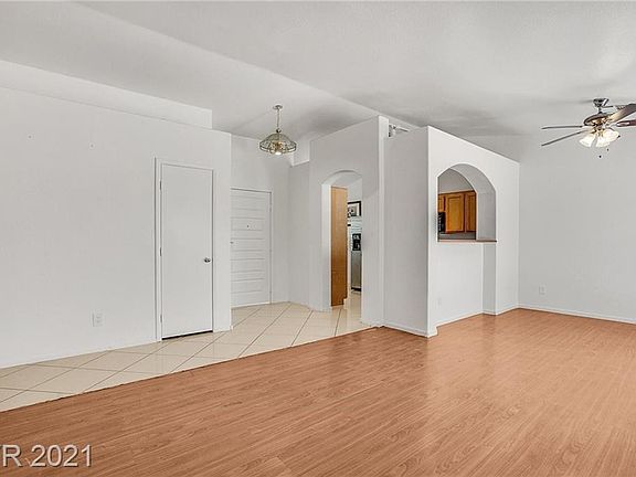 2nd image of 1612 Crystal Gem St