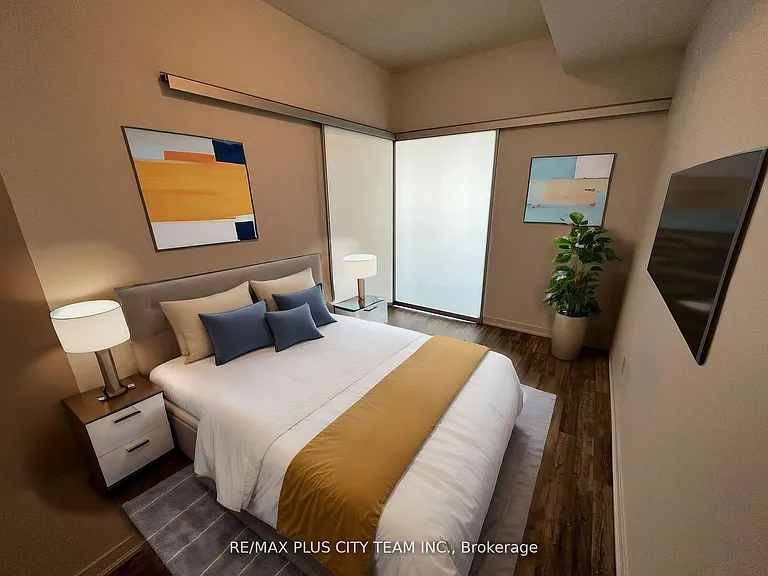 51 E Liberty St #1116 — Photo 5