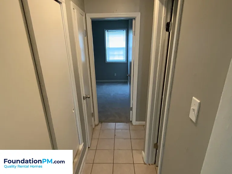 2961 Grenadier Cv — Photo 6