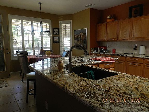 Kitchen and dinette 