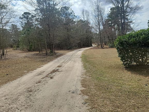 4th image of 115 Silent Mdws