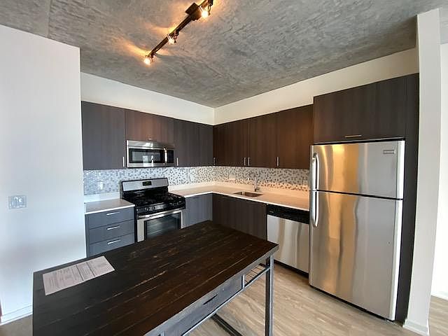 1st image of 1307 S Wabash Ave #712