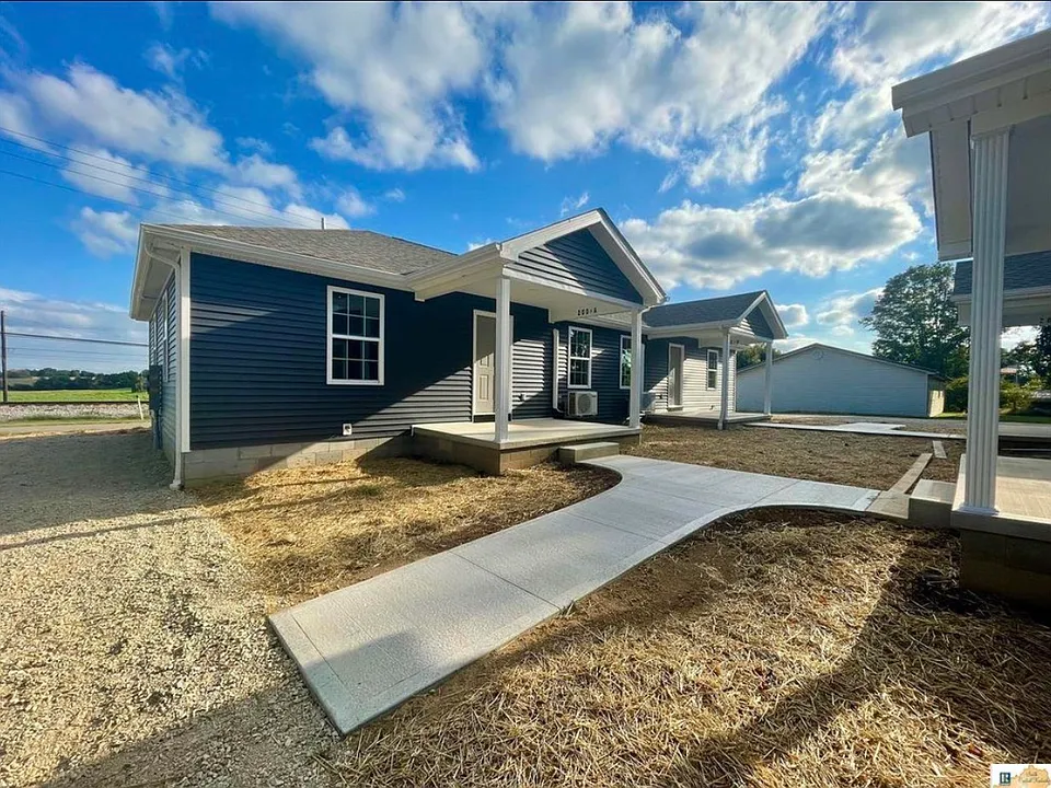 200 S Underwood St #200b & 202a