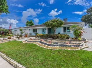 3332 NW 26th Ct, Boca Raton, FL 33434