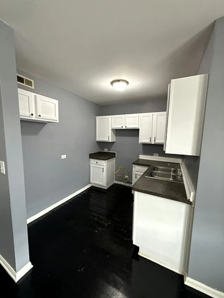Cheltenham Apartments — Photo 4