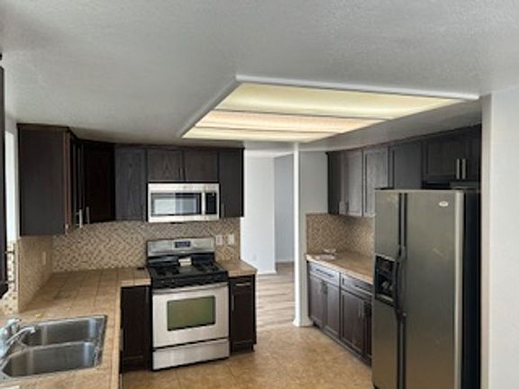 5th image of 39874 Knollridge Dr