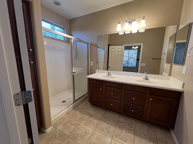 4457 E Carob Dr — Photo 26