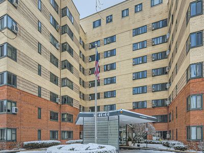 5052 N Marine Dr APT D1, Chicago, IL, 60640