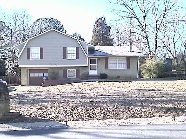 SHORT SALE POSSIBLE. BRING ALL OFFERS!