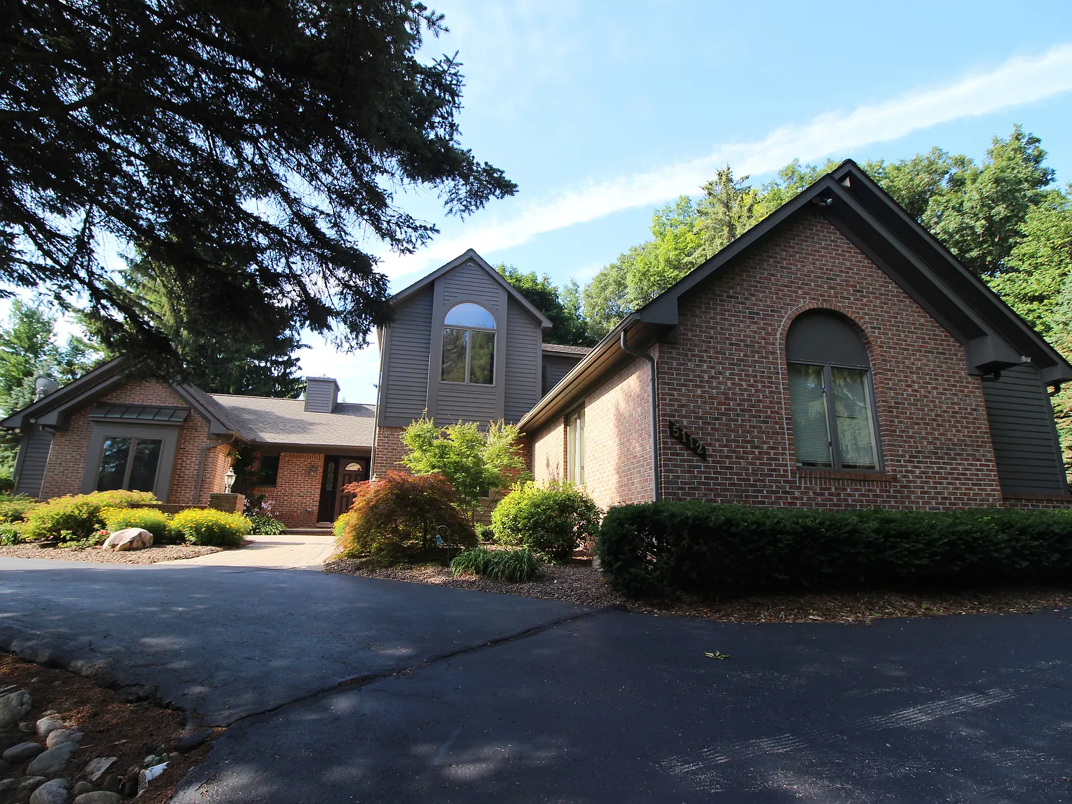 5112 Ashton Ct photo 1