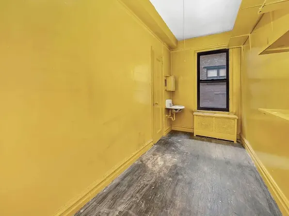 65 East 96th Street image 10 of 10