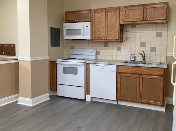 (undisclosed Address), North Tonawanda, NY 14120