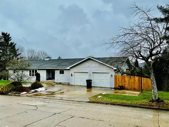 381 Buchanan St #5, Warren, PA 16365