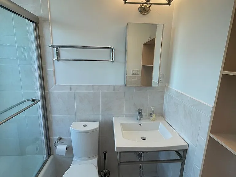 4761 Liberty Avenue — Photo 37