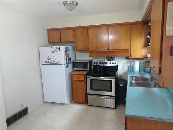 5th image of 5304 Durwood Dr